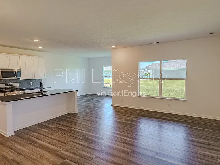 641 W Bulrush Ct W — Photo 13