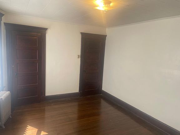 2nd image of 33 Mine St #5A
