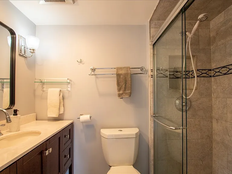 431 W Grant Pl #C-C-C — Photo 9
