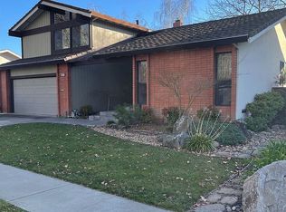 1352 Harvest Rd, Pleasanton, CA 94566