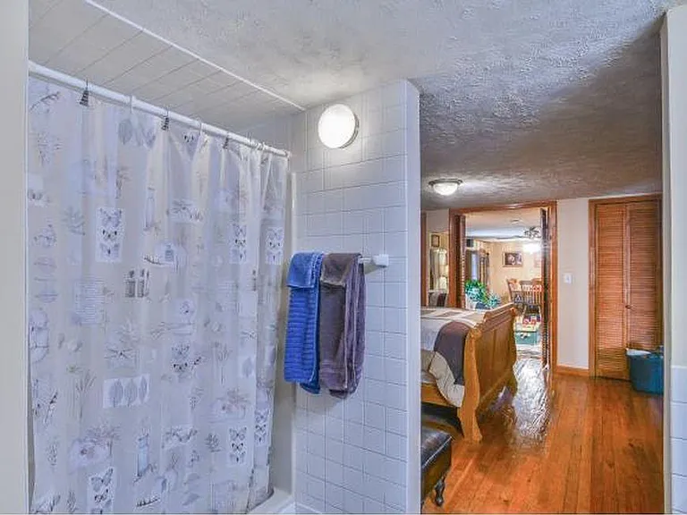 492 Olinger Dr — Photo 15