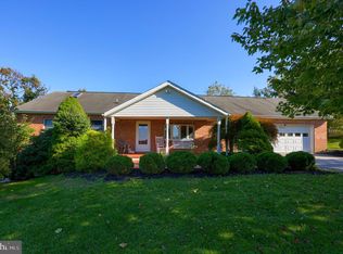 9775 N Main Extension St, Glen Rock, PA 17327