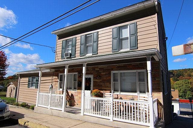 1st image of 301 W Savory St