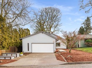 10946 SW 65th Ave, Portland, OR 97219