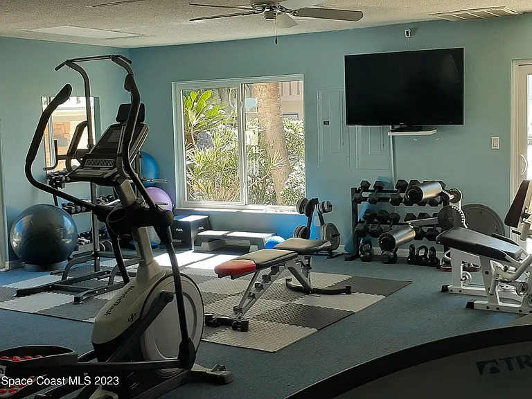 1860 N Atlantic Ave #402 — Photo 31