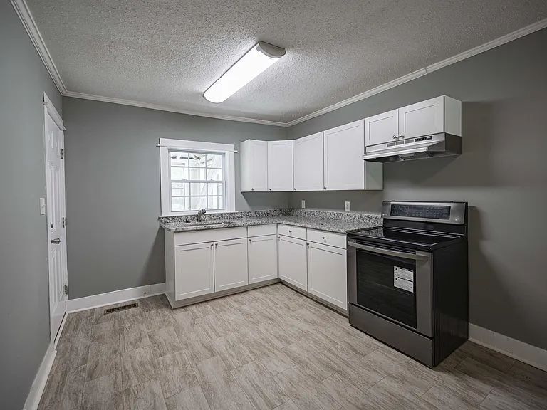 120 Poplar St #B-1 — Photo 14