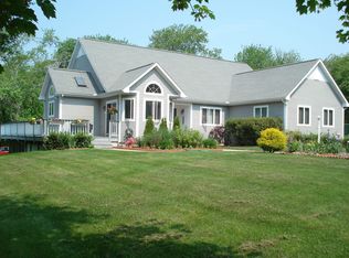 30 Briarwood Dr, Charlestown, RI 02813