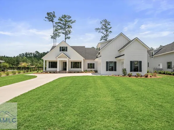 377 Enclave Dr, Richmond Hill, GA 31324