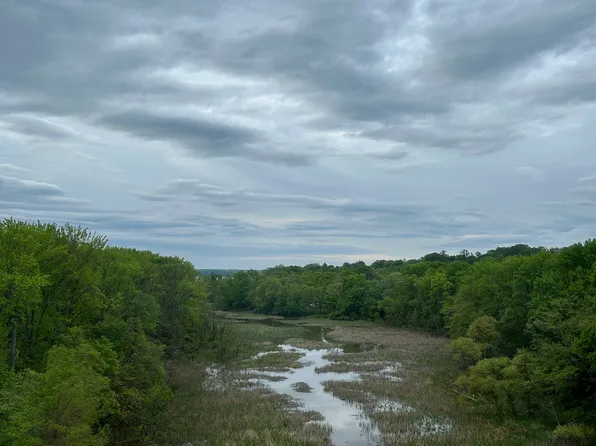 6631 Wakefield Dr APT 813A, Alexandria, VA 22307