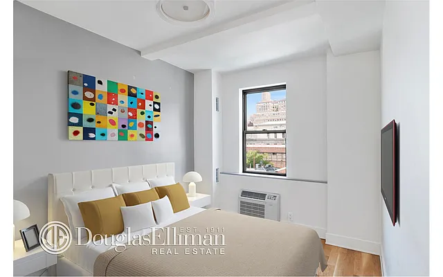 Rented by Douglas Elliman | media 31
