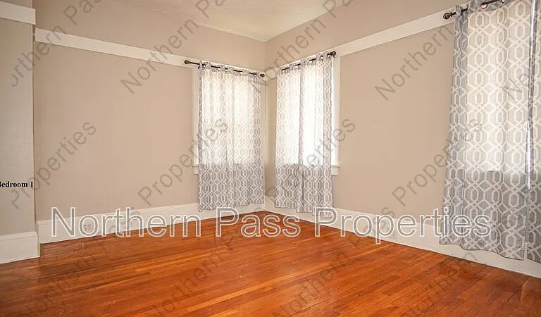7600 Franklin Dr — Photo 16