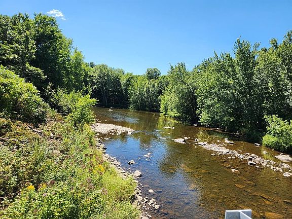 5th image of On DIETSCH ROAD