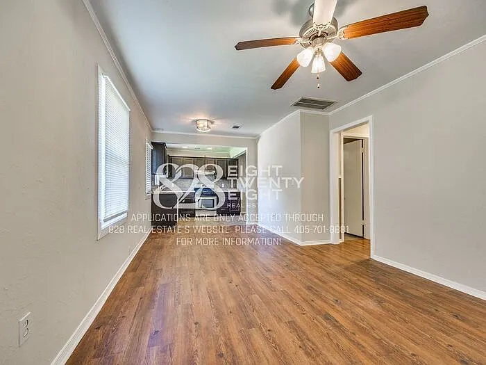 401 E Kerr Dr — Photo 8