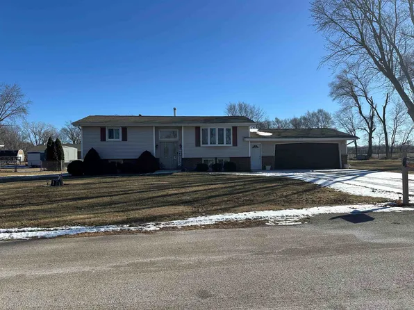 7232 Ralph Rd, Rockford, IL 61109