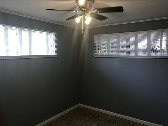 5th image of 2208 Ernest St APT C