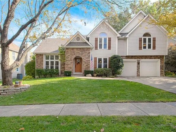 15749 W 137th St, Olathe, KS 66062