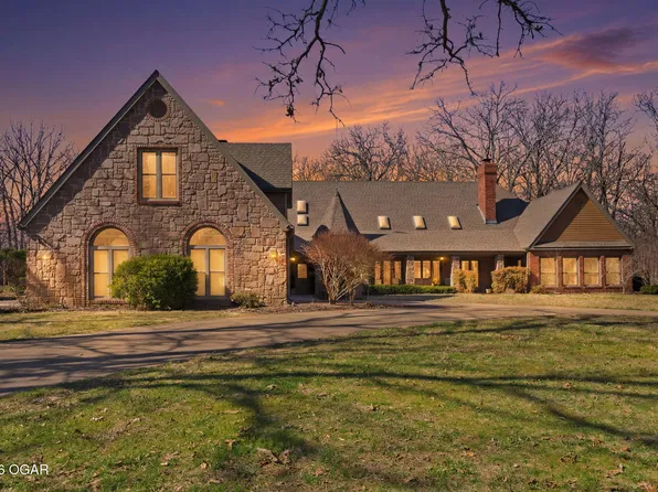 4 Emerald Dr, Joplin, MO 64804