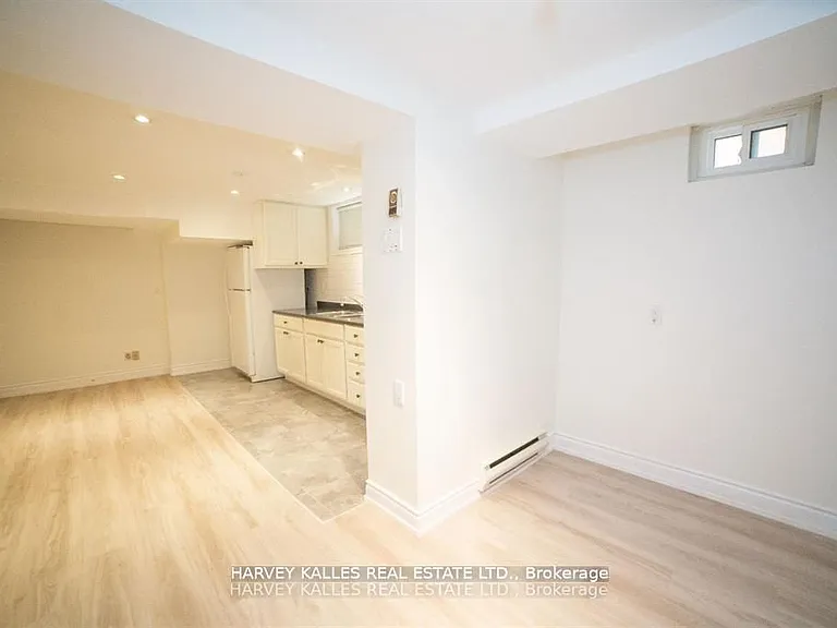 550 Glencairn Ave #BASEMENT — Photo 3