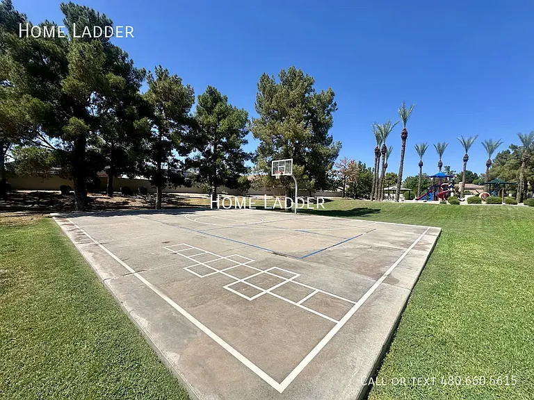 599 W Country Estates Ave — Photo 26