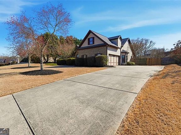 2nd image of 103 Treemont Way