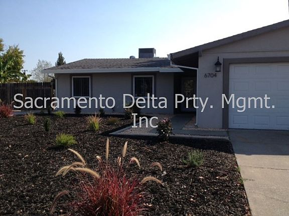 3rd image of 6704 Whitsett Dr