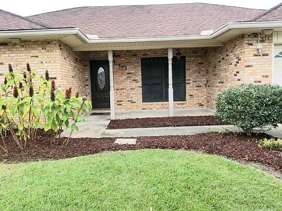 2nd image of 210 Aspen Dr