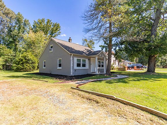 5th image of 2510 Harley Dr