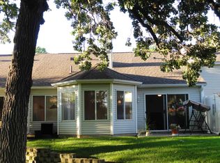 9205 Prairieview Ln N, Champlin, MN 55316