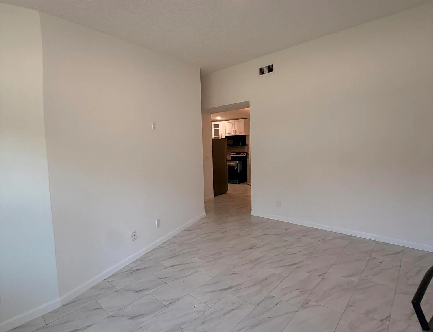 4 bed, 2.0 bath, 1110 sqft, $1,750 — Photo 3
