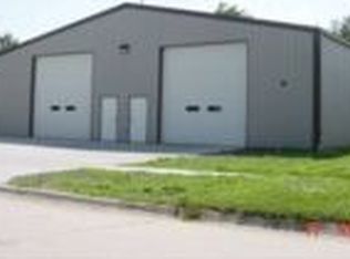 635 Schneider St, Fremont, NE 68025