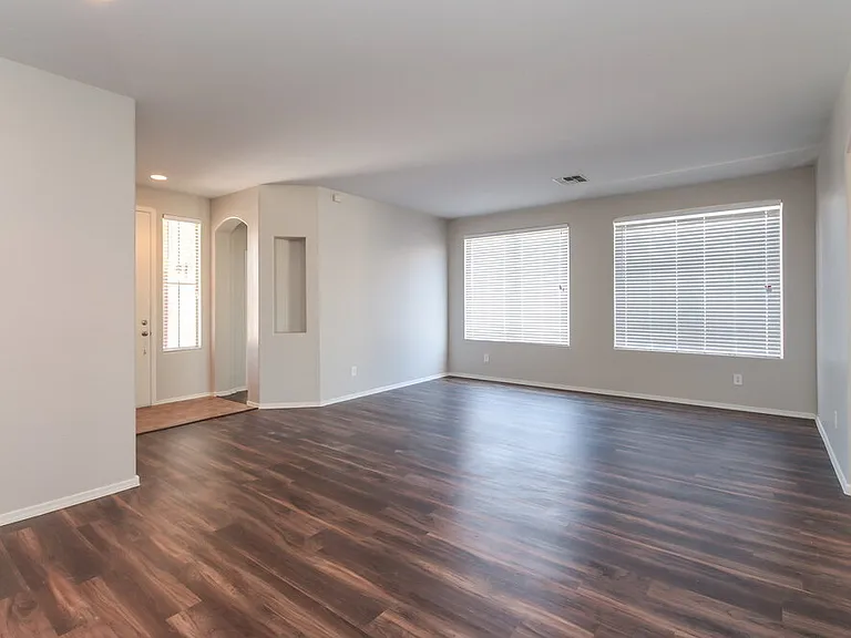 10110 W Payson Rd — Photo 2