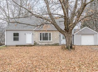 N64W12885 Mill Rd, Menomonee Falls, WI 53051