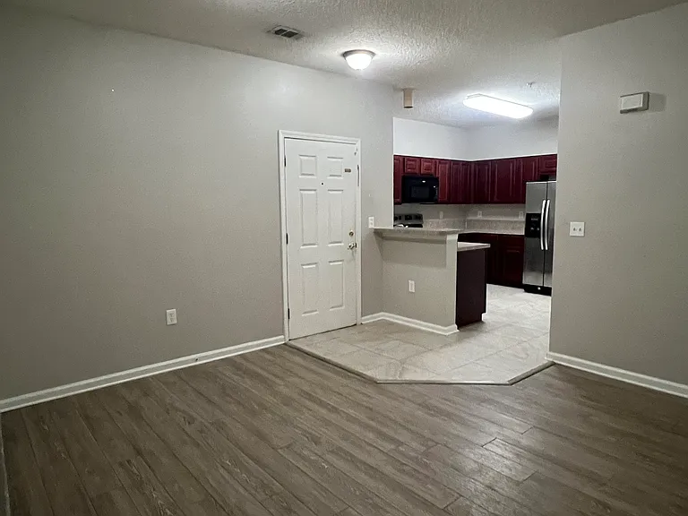 6985 Ortega Woods Dr — Photo 18