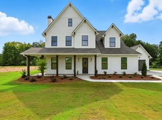 95 Old Town Rd, Dacula, GA 30019