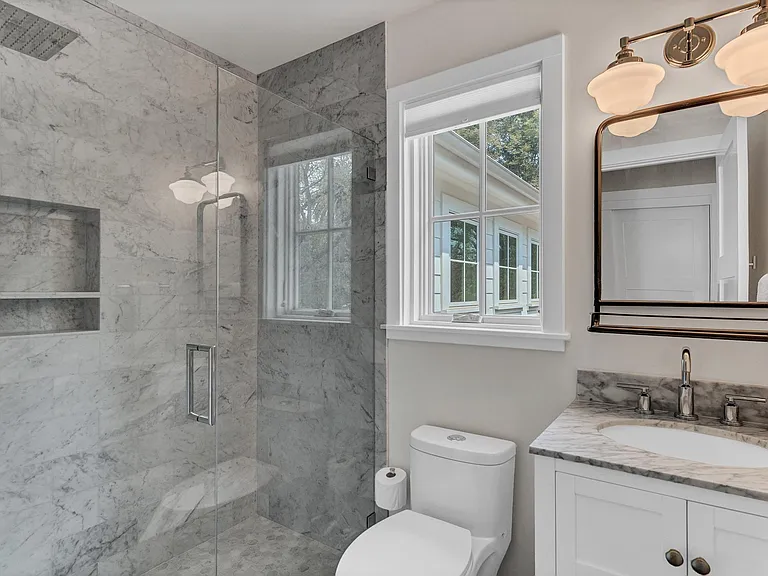 275 E Napa St — Photo 15
