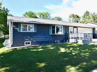 1908 E Capitol Ave, Pierre, SD 57501