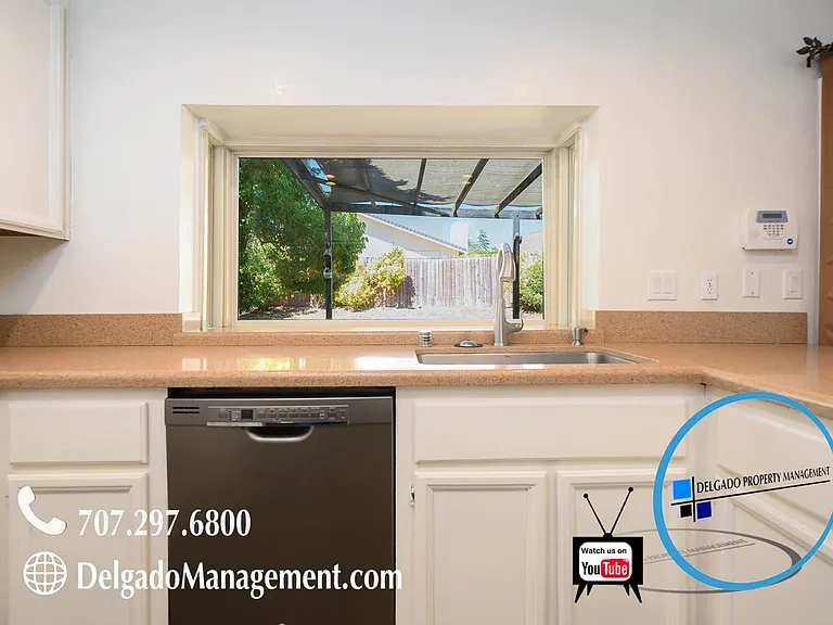 332 Robles Way — Photo 9