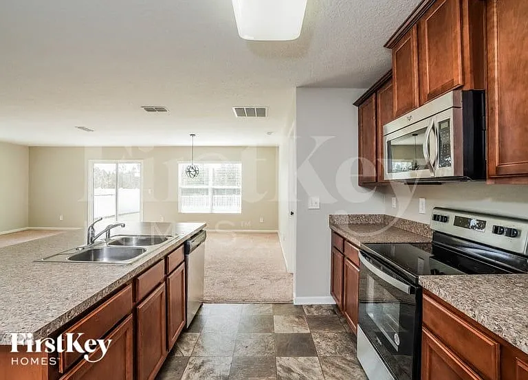 4130 Great Falls Loop — Photo 8