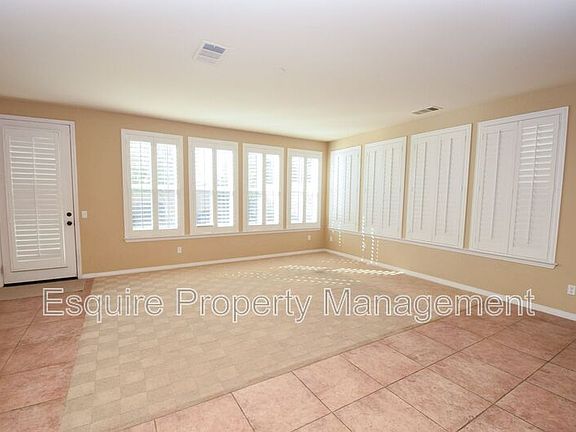 4th image of 14131 Eaton Hollow Ct