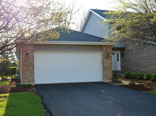 19647 Cambridge Dr, Mokena, IL 60448