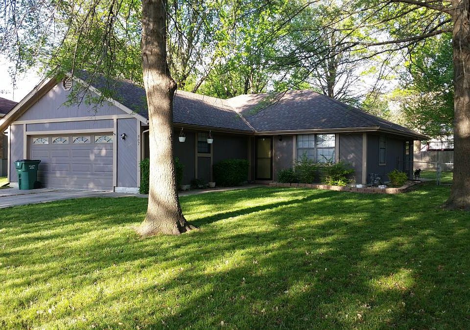 1st image of 507 16th Ave N