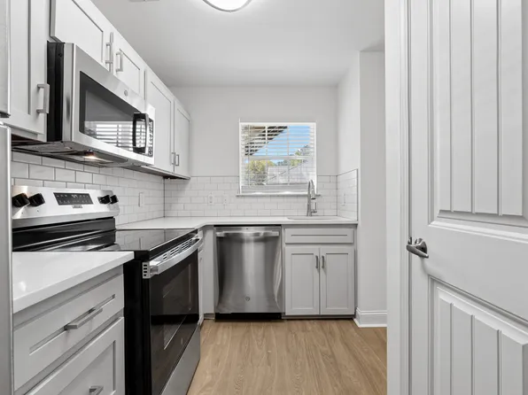 Pooler Station, 100 Oglethorpe Dr #1907, Pooler, GA 31322