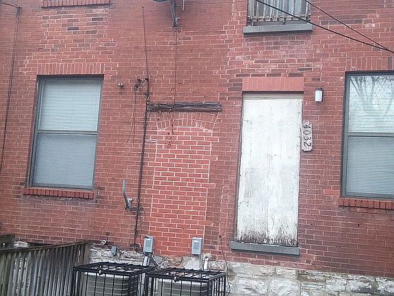 2nd image of 4032 Sullivan Ave