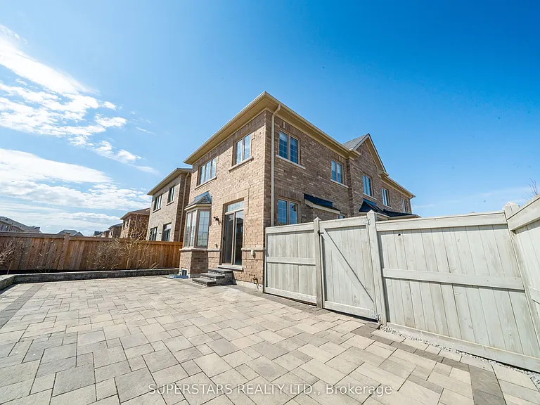 49 Birkett Way #MAIN AND UPPER — Photo 38