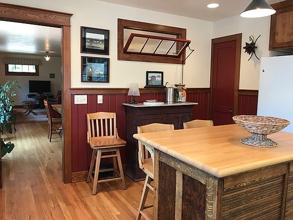 Kitchen antique island