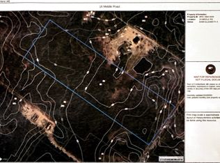 16 Middle Rd, Cumberland, ME 04021