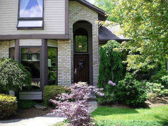 2nd image of 10159 Nancy Dr