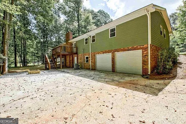 205 Kingswood Dr — Photo 11