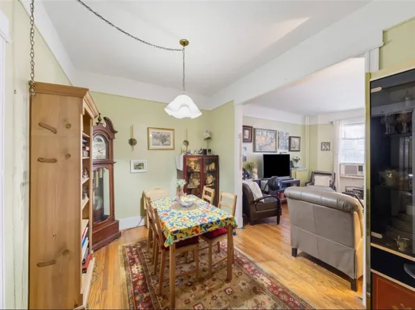 204 East 31st Street image 8 of 28