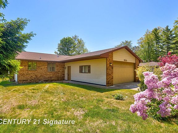 3rd image of 2691 S Rumsey Rd
